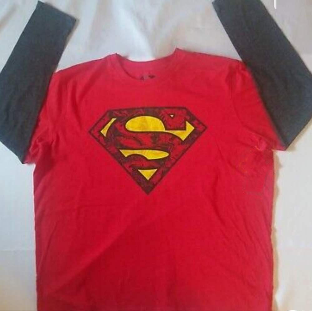 Mens License Superman long sleeve graphic shirt